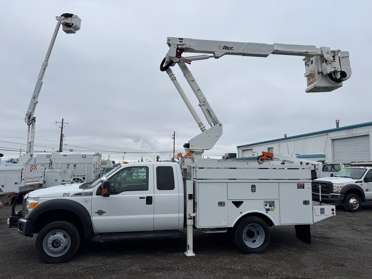 2012 FORD F550 in Central Point, OR
