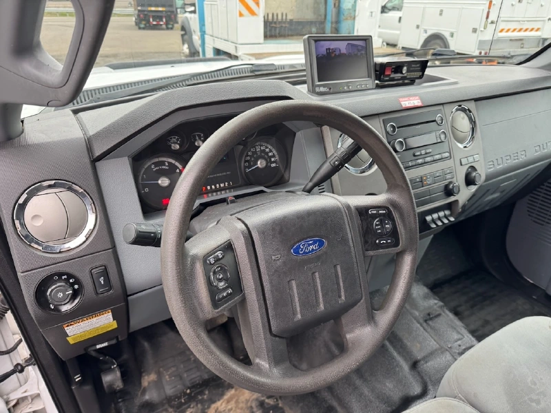 2012 FORD F550