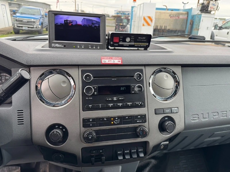 2012 FORD F550
