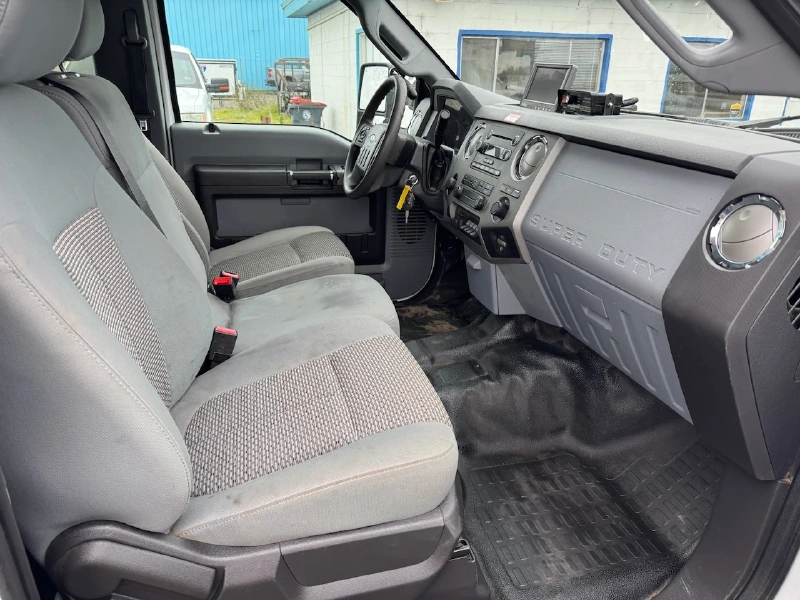 2012 FORD F550