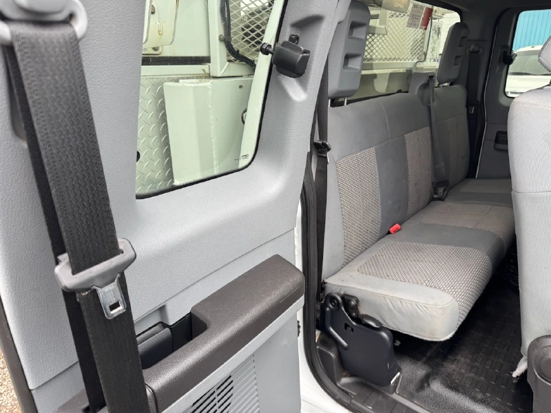 2012 FORD F550