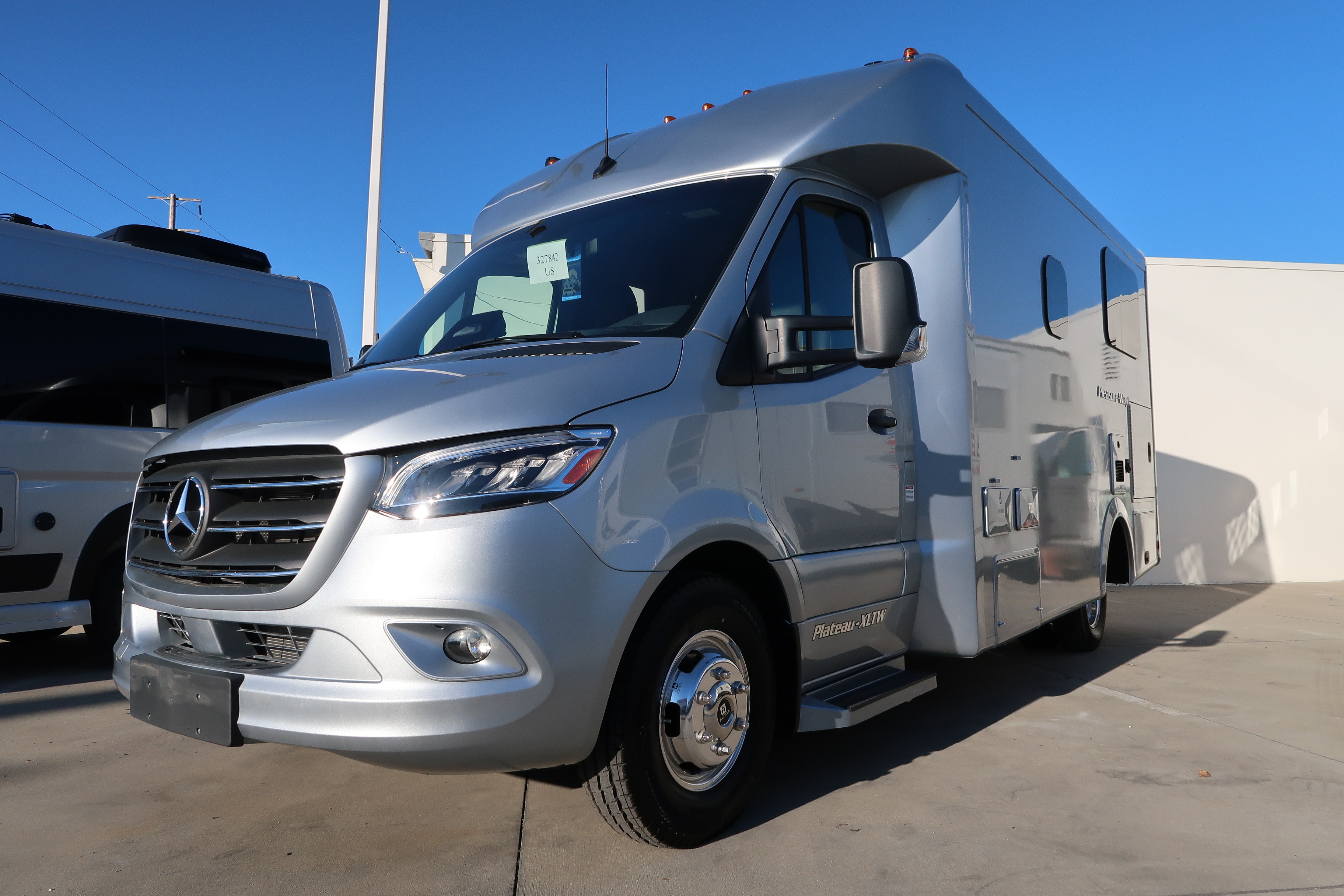 2026 Pleasure Way PLATEAU XLTW in midway city CA