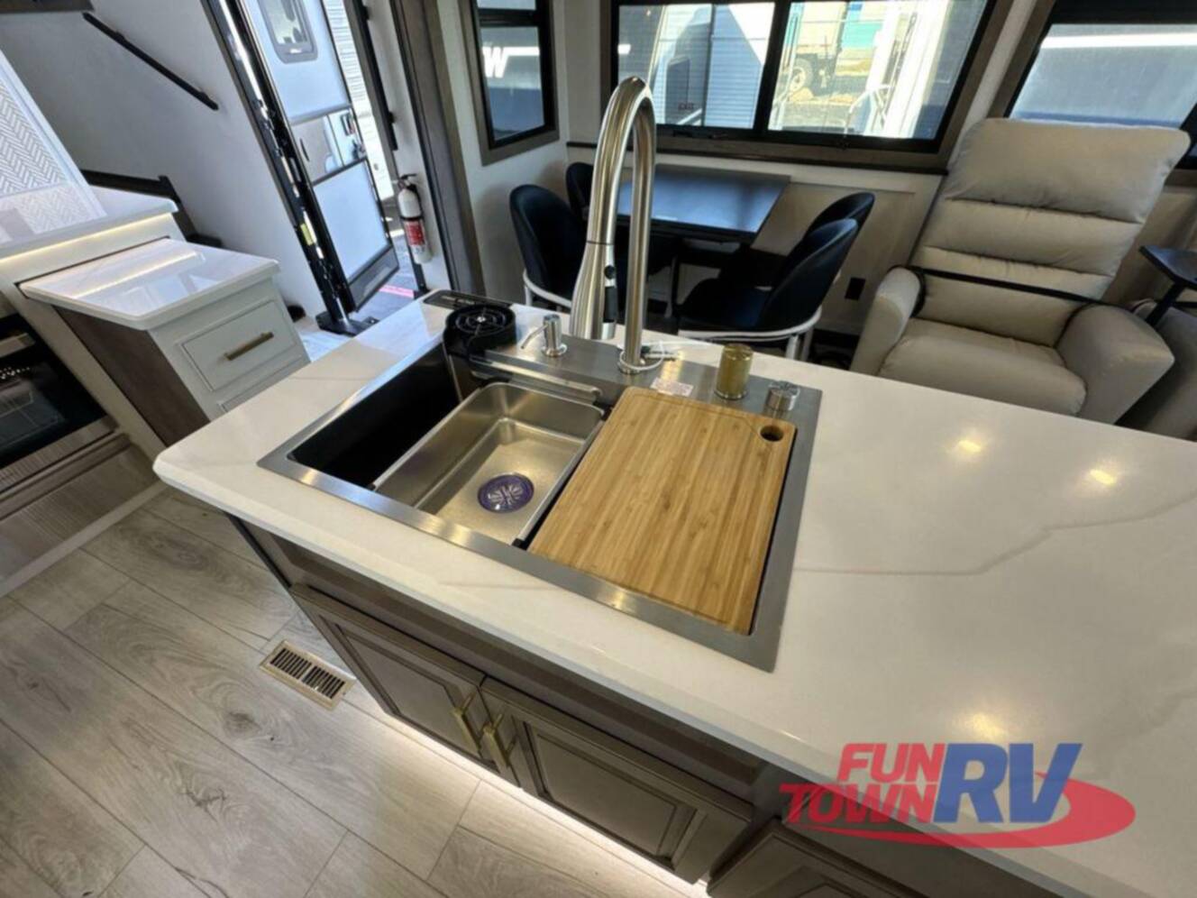 A photo of this 2026 Keystone Rv Montana 3231CK