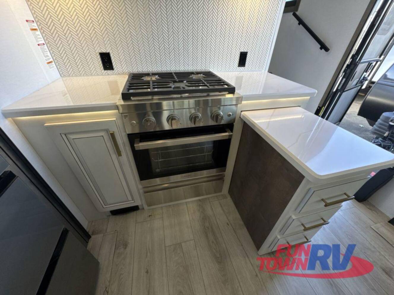 A photo of this 2026 Keystone Rv Montana 3231CK