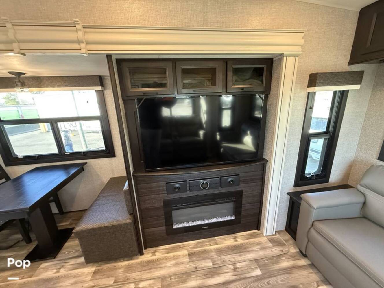 A photo of this 2022 Jayco Eagle 317RLOK