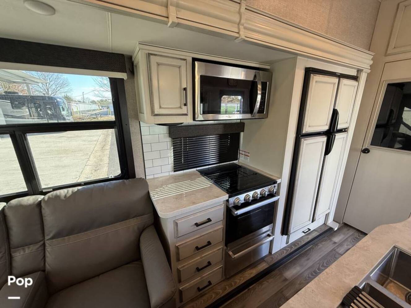 A photo of this 2022 Jayco Eagle 317RLOK