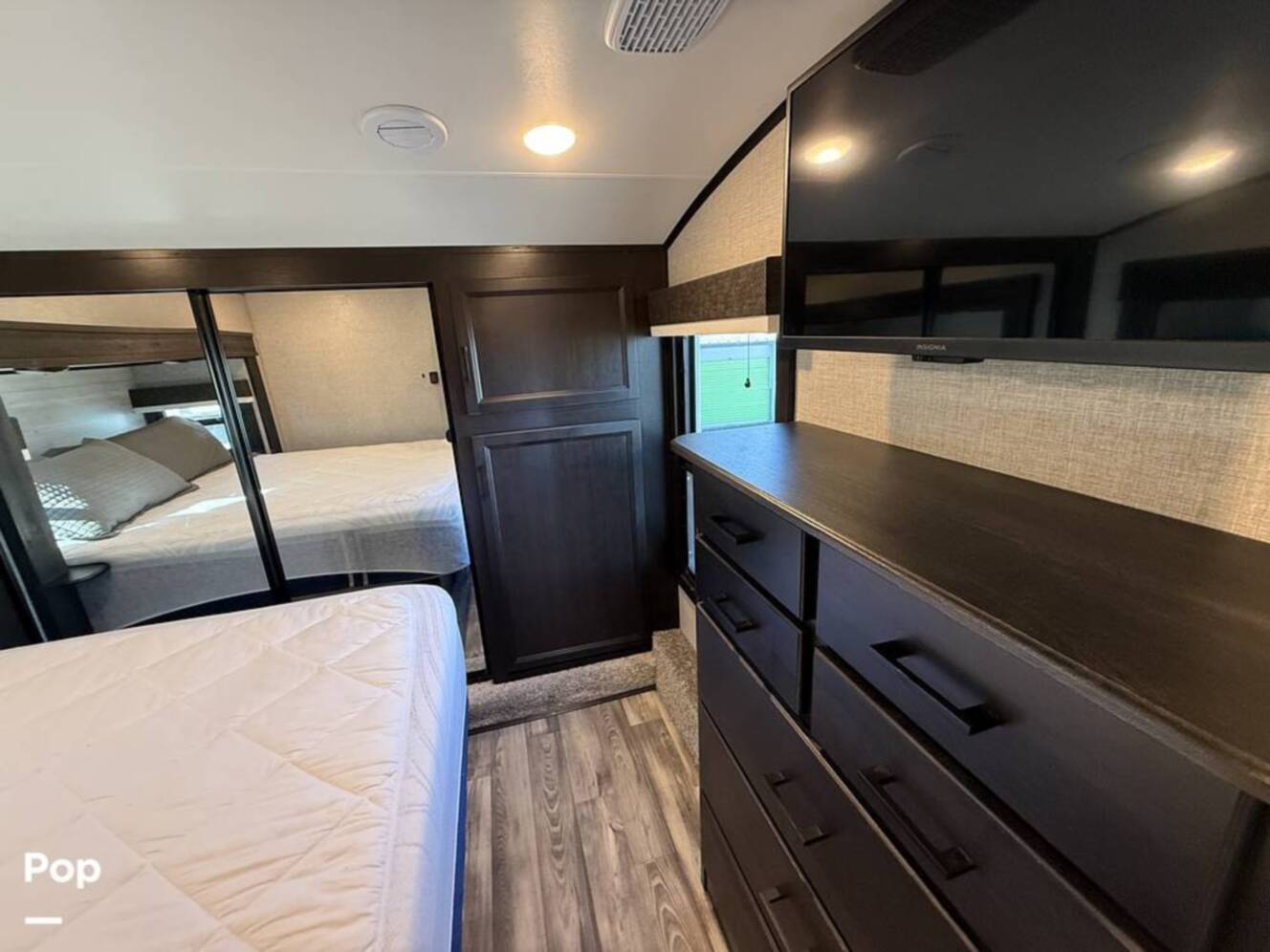 A photo of this 2022 Jayco Eagle 317RLOK