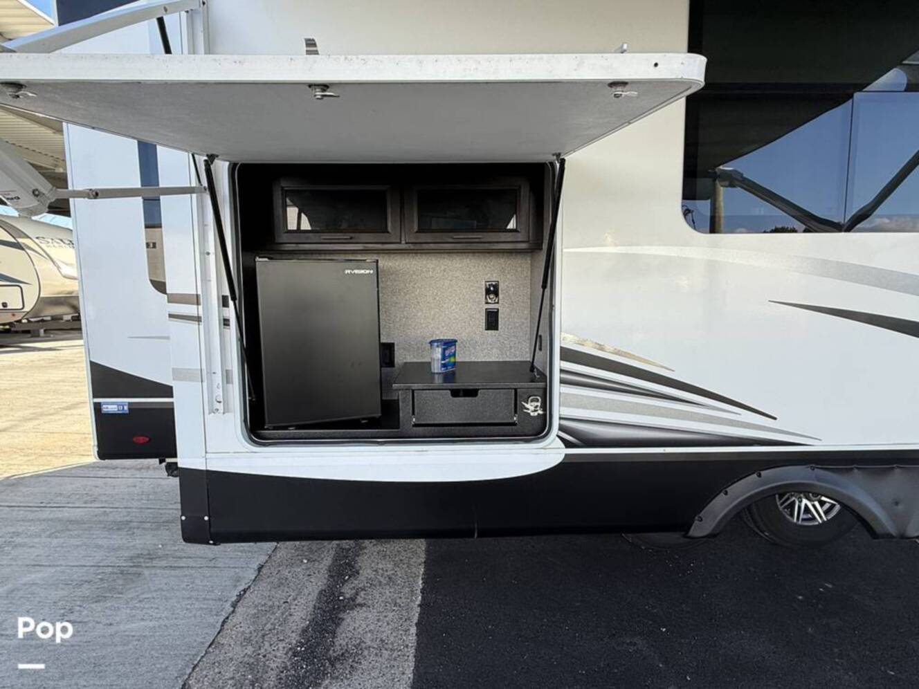 A photo of this 2022 Jayco Eagle 317RLOK