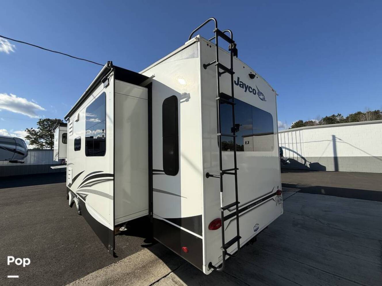 A photo of this 2022 Jayco Eagle 317RLOK