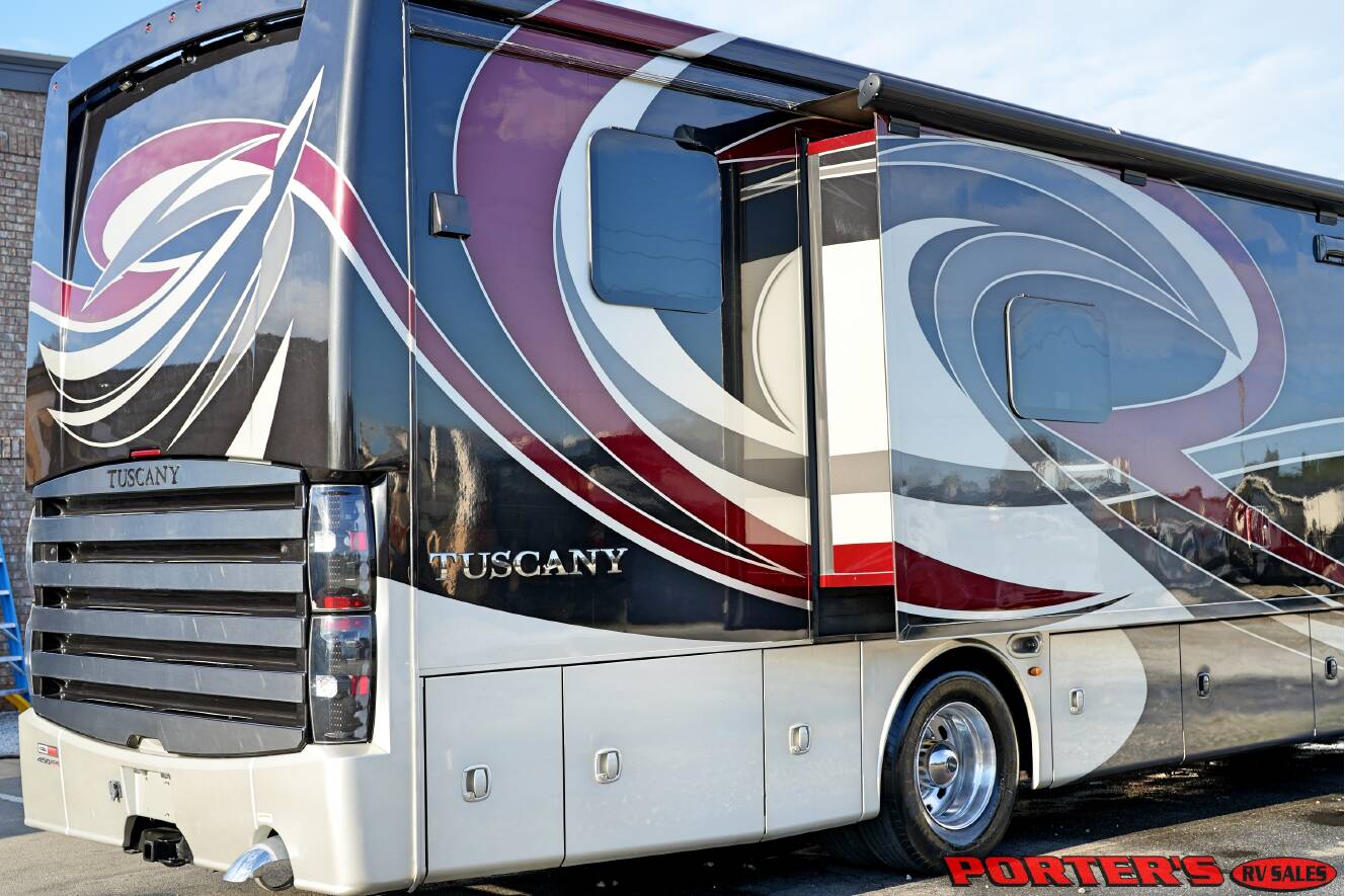 A photo of this 2018 Thor Motor Coach TUSCANY 40RT