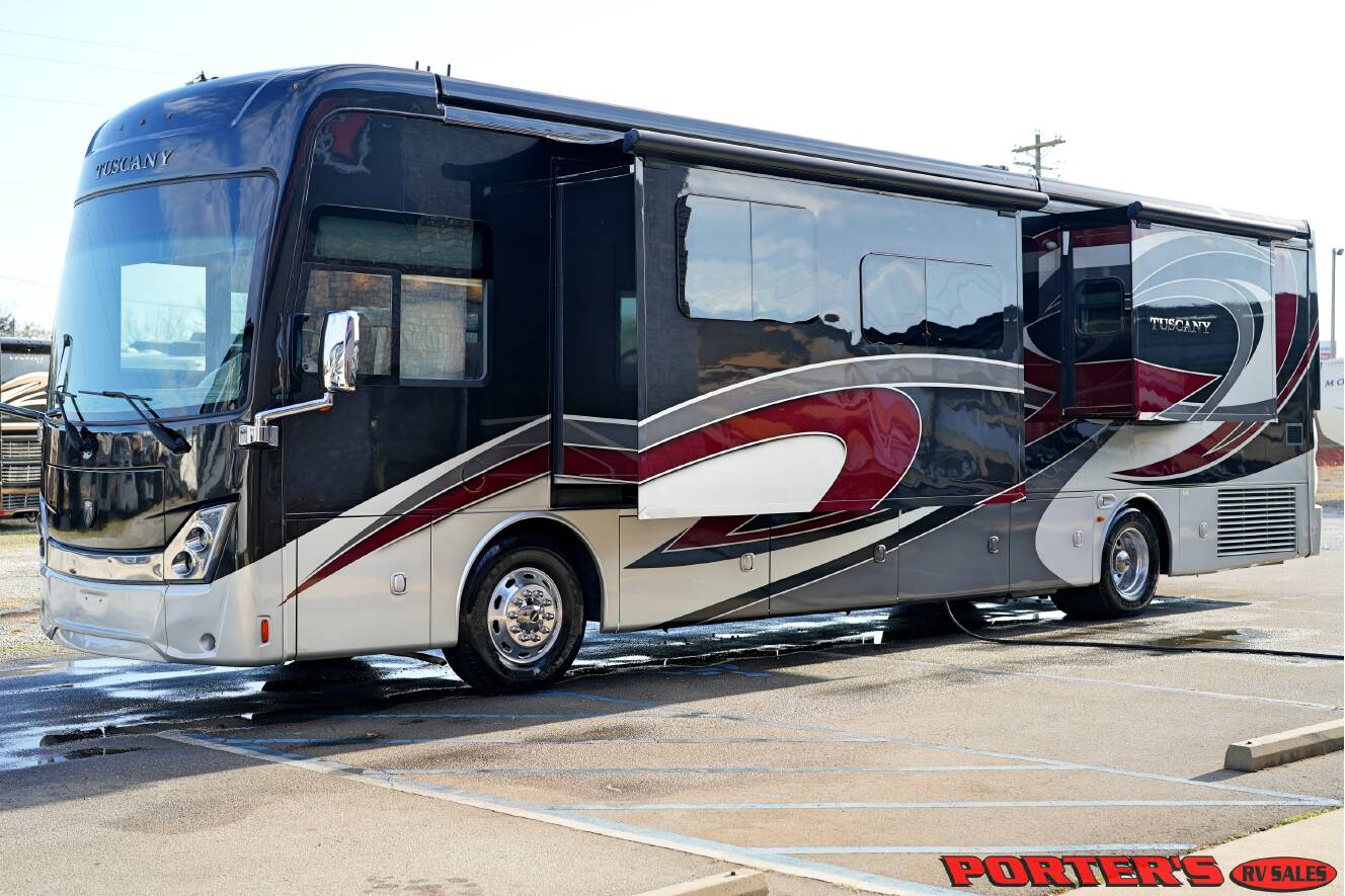 A photo of this 2018 Thor Motor Coach TUSCANY 40RT