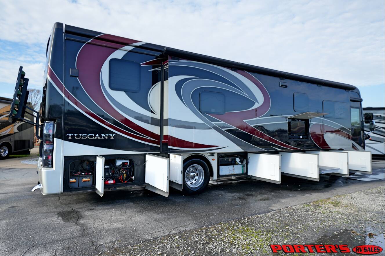A photo of this 2018 Thor Motor Coach TUSCANY 40RT