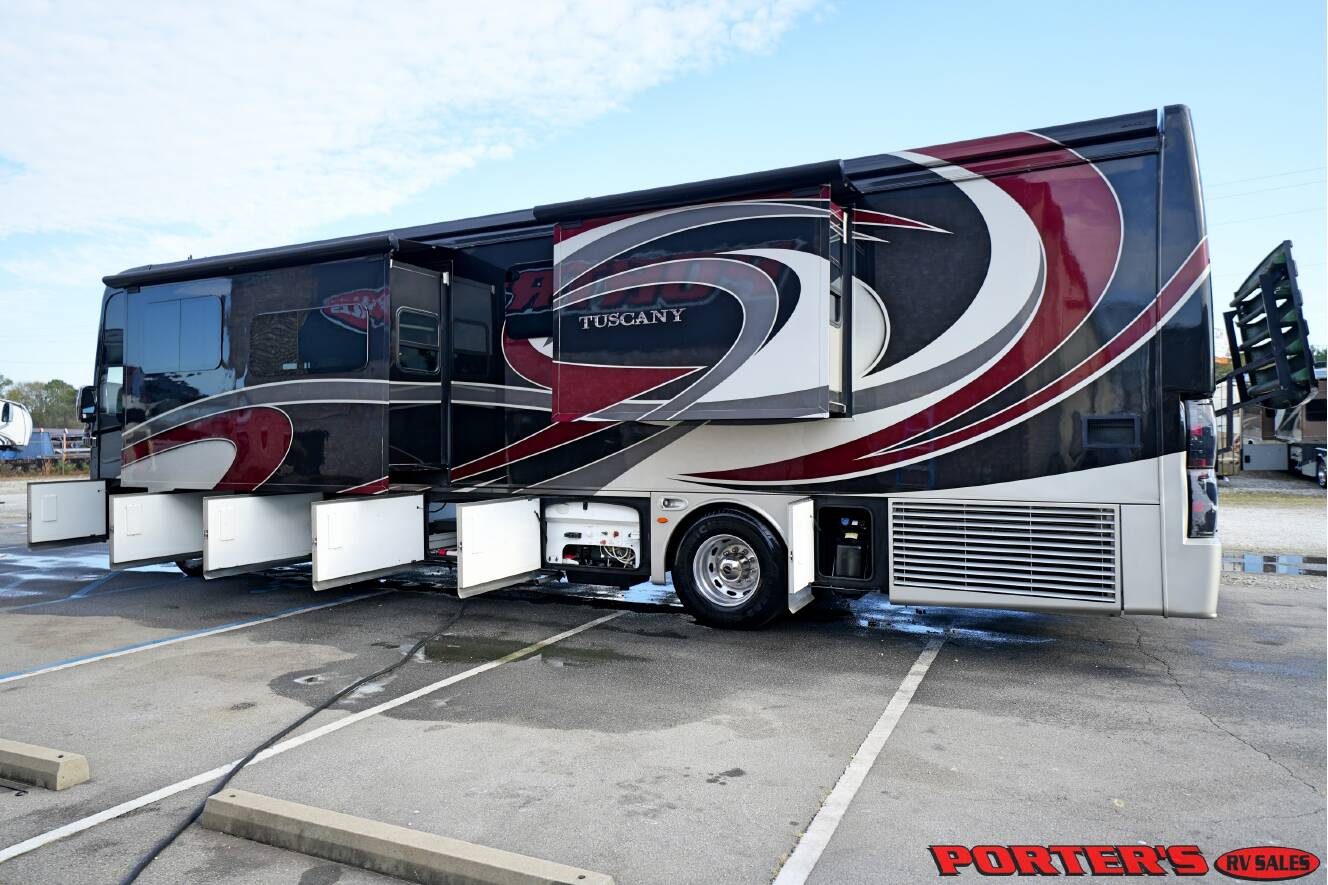 A photo of this 2018 Thor Motor Coach TUSCANY 40RT