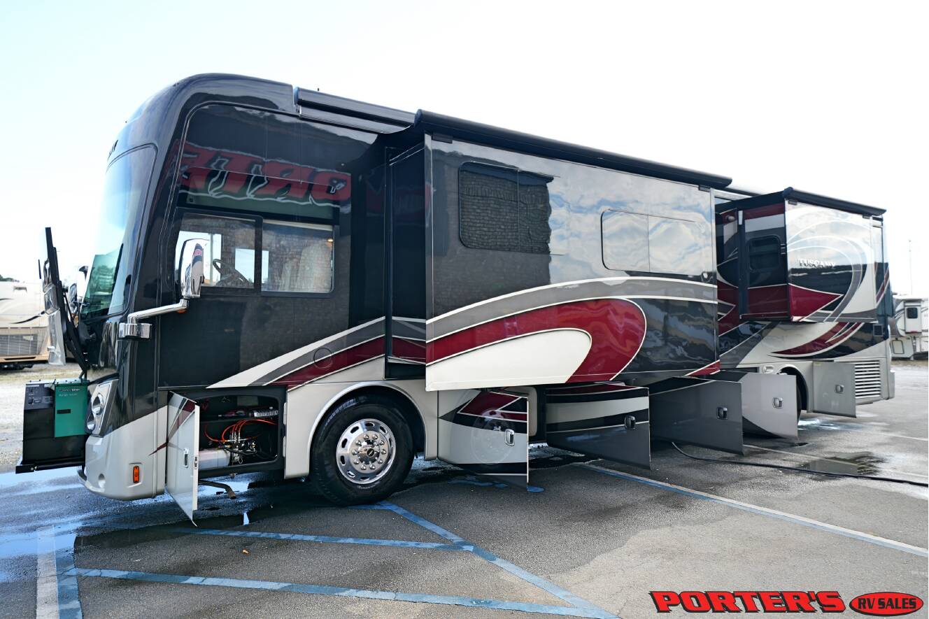 A photo of this 2018 Thor Motor Coach TUSCANY 40RT