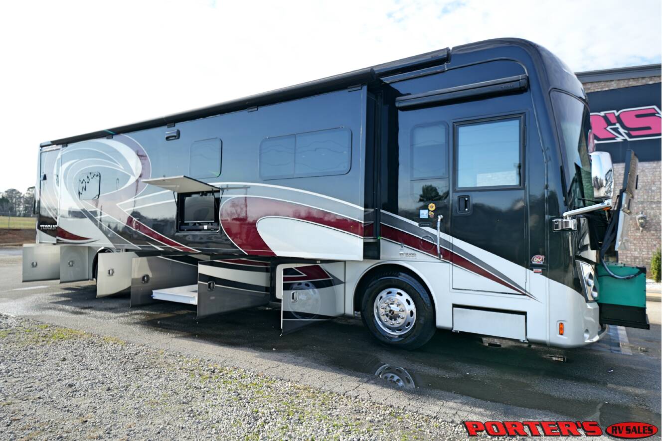 A photo of this 2018 Thor Motor Coach TUSCANY 40RT
