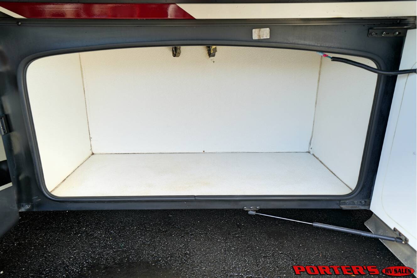 A photo of this 2018 Thor Motor Coach TUSCANY 40RT