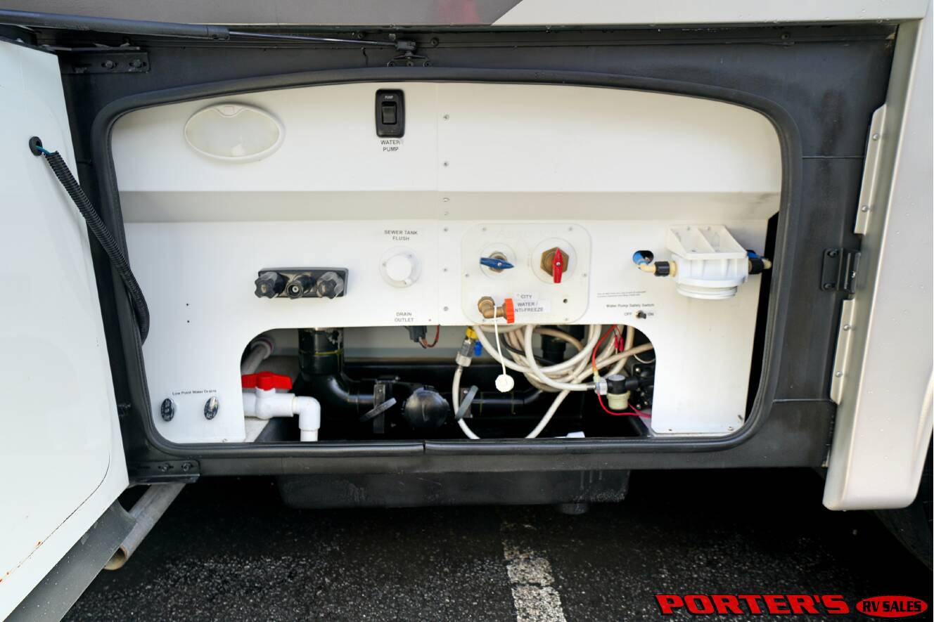 A photo of this 2018 Thor Motor Coach TUSCANY 40RT