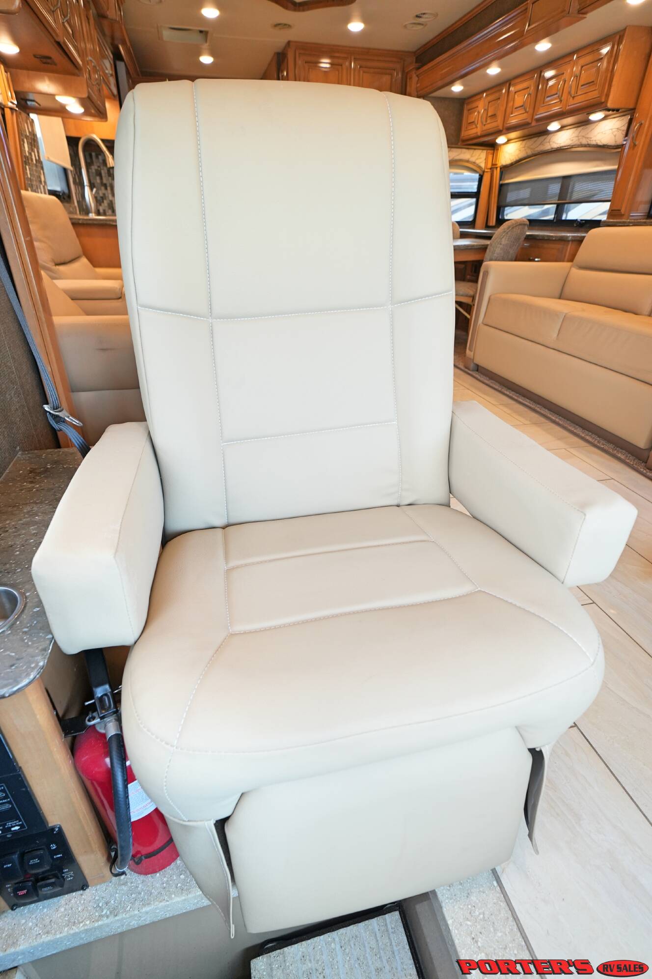 A photo of this 2018 Thor Motor Coach TUSCANY 40RT