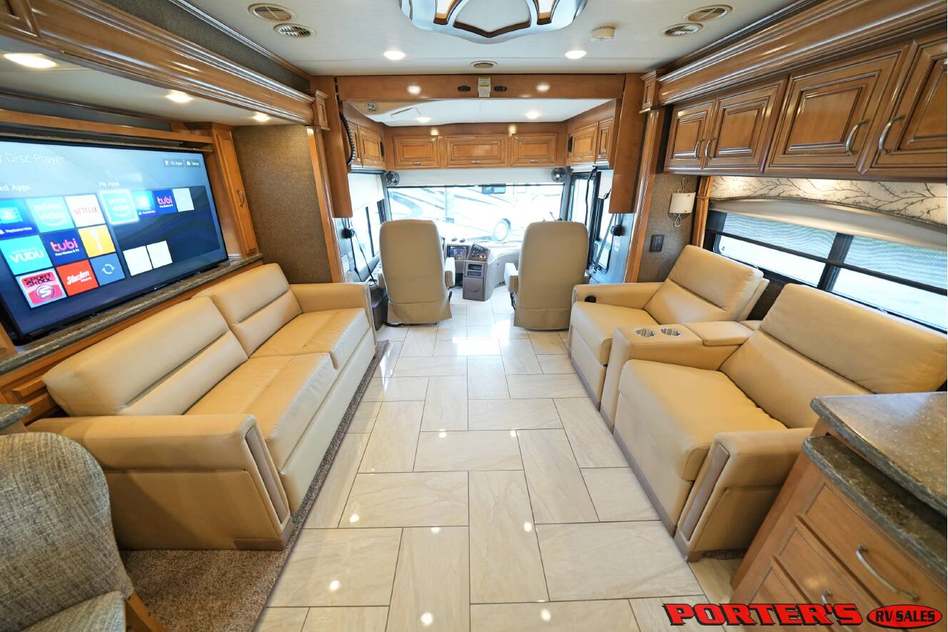 A photo of this 2018 Thor Motor Coach TUSCANY 40RT