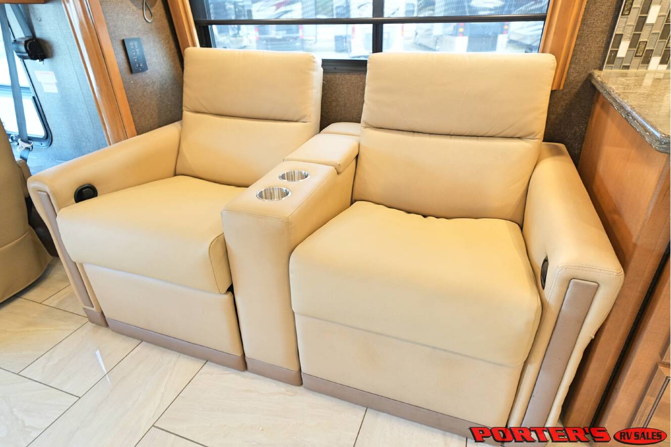 A photo of this 2018 Thor Motor Coach TUSCANY 40RT