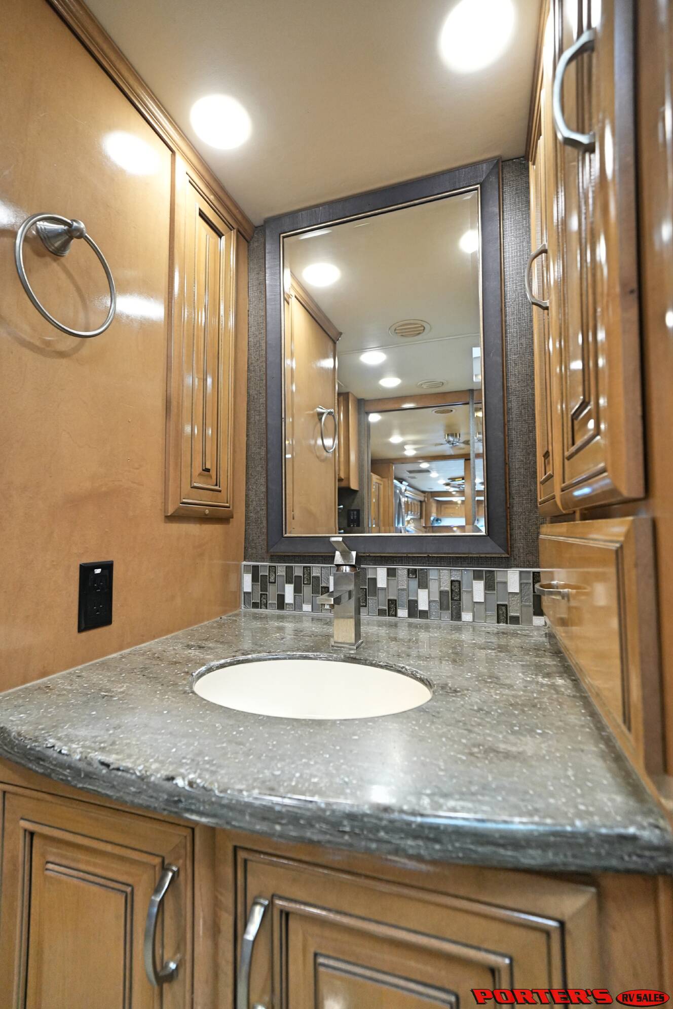 A photo of this 2018 Thor Motor Coach TUSCANY 40RT
