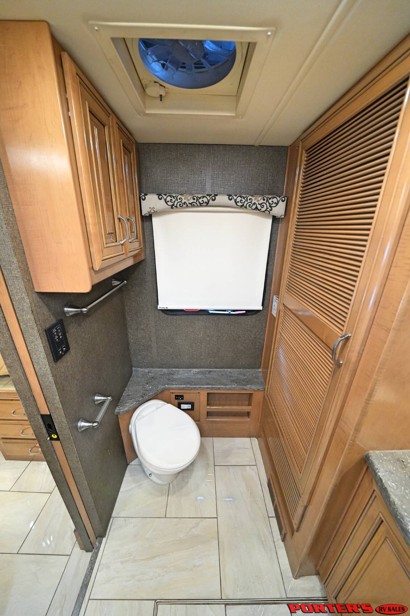 A photo of this 2018 Thor Motor Coach TUSCANY 40RT