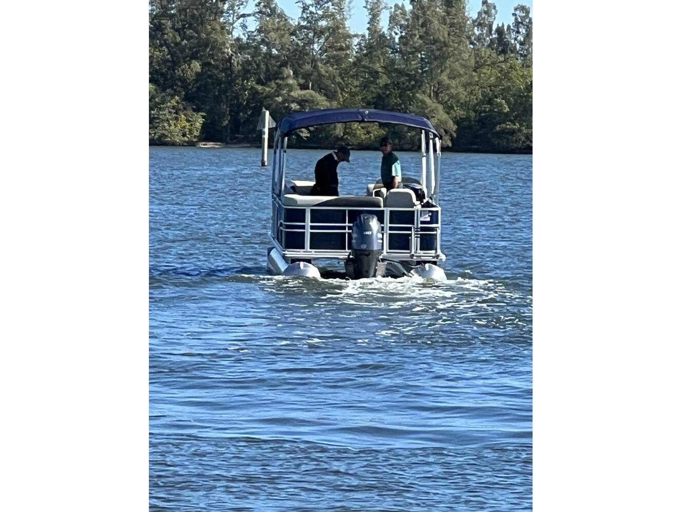 A photo of this 2023 Sylvan 820 Mirage Cruise