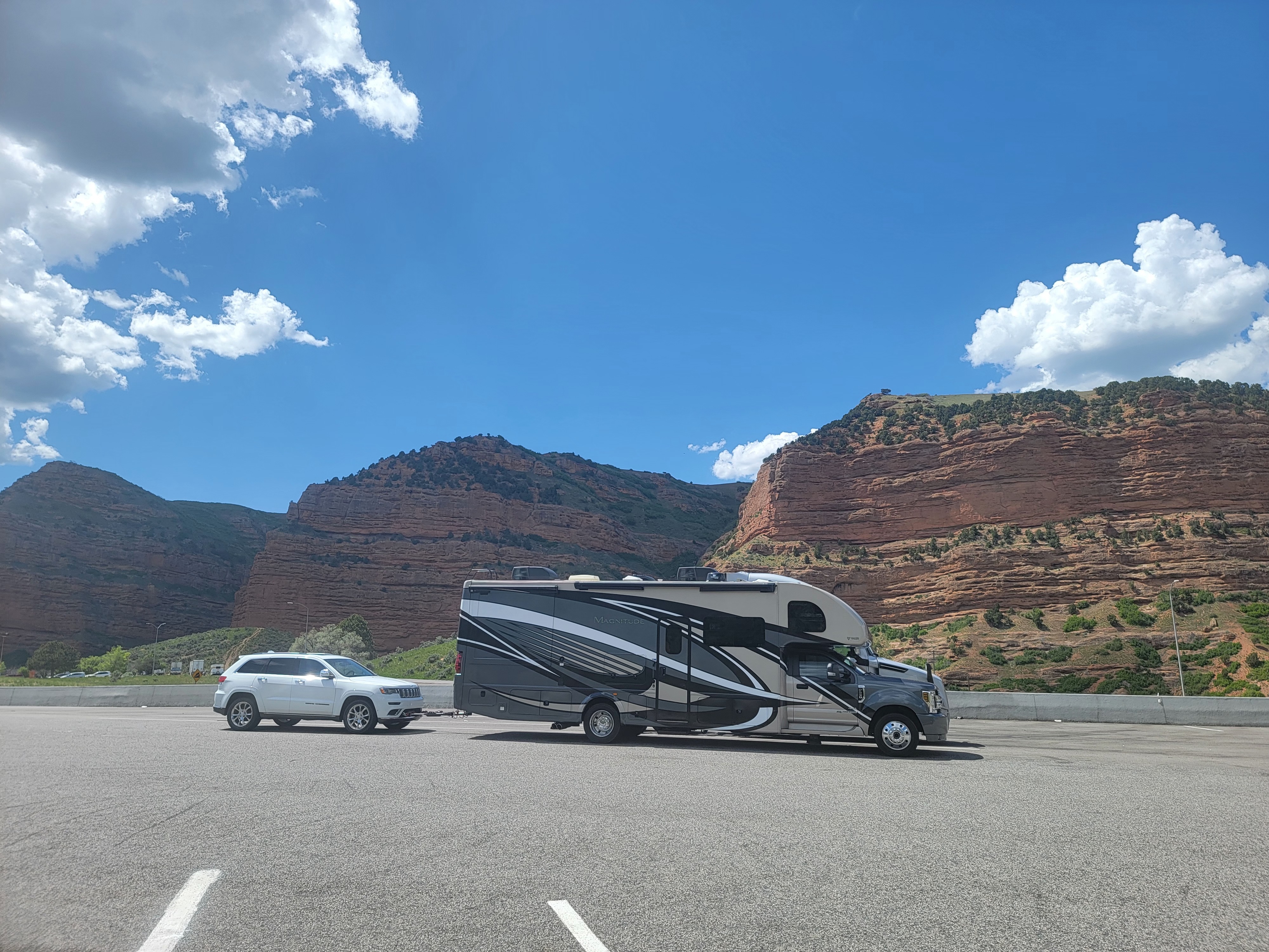 2020 Thor Motor Coach MAGNITUDE SUPER C XG32 RV