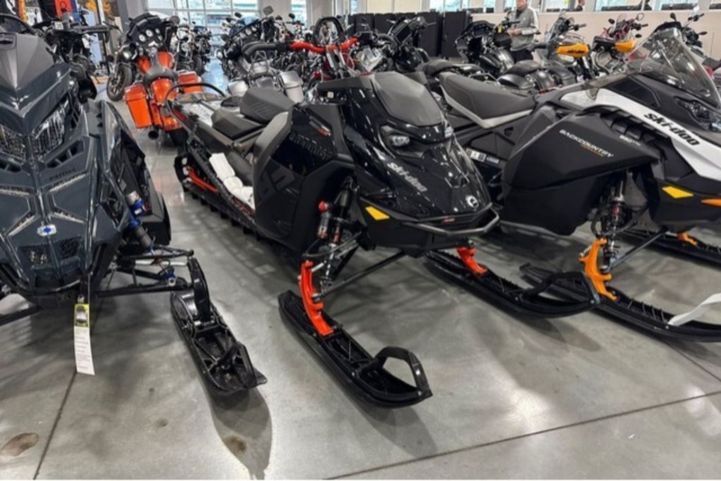 2026 Ski-Doo SM FREE 8TR S BK HAC 154 3P 26 850 E-TEC® Turbo R 3.0 in boise ID