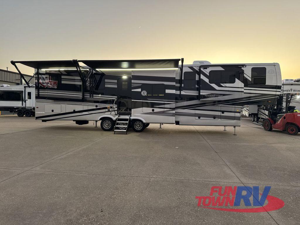 2026 Forest River Rv RiverStone Legacy 425FO in texarkana AR