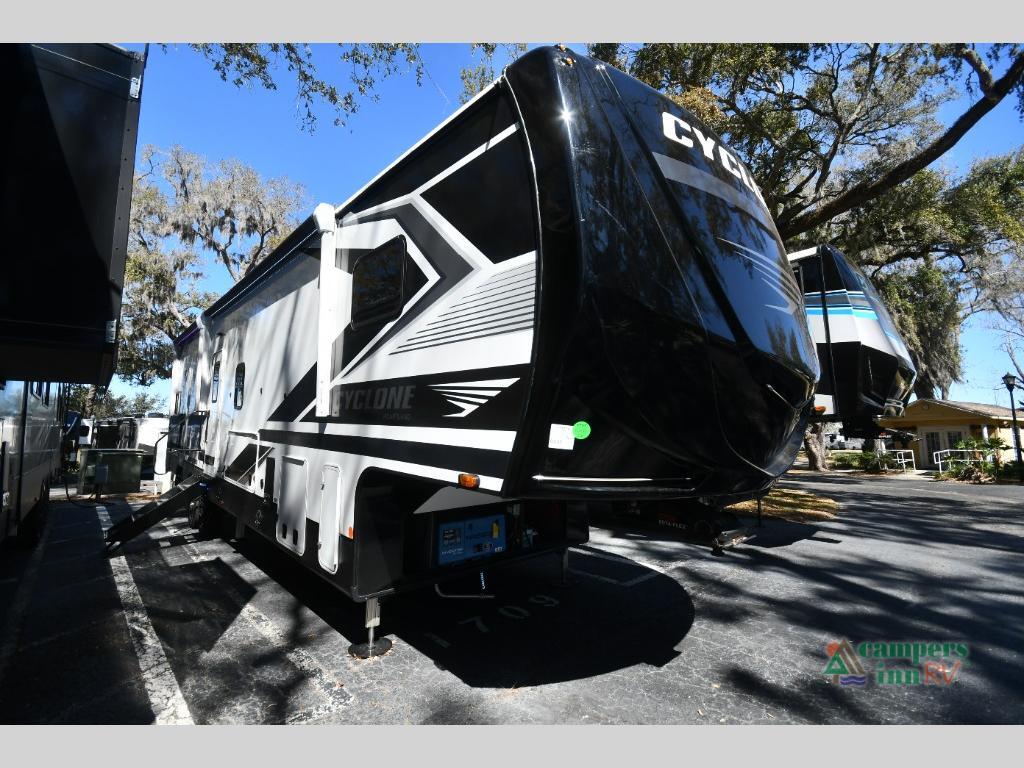 2026 Heartland Cyclone 3511 in seffner FL