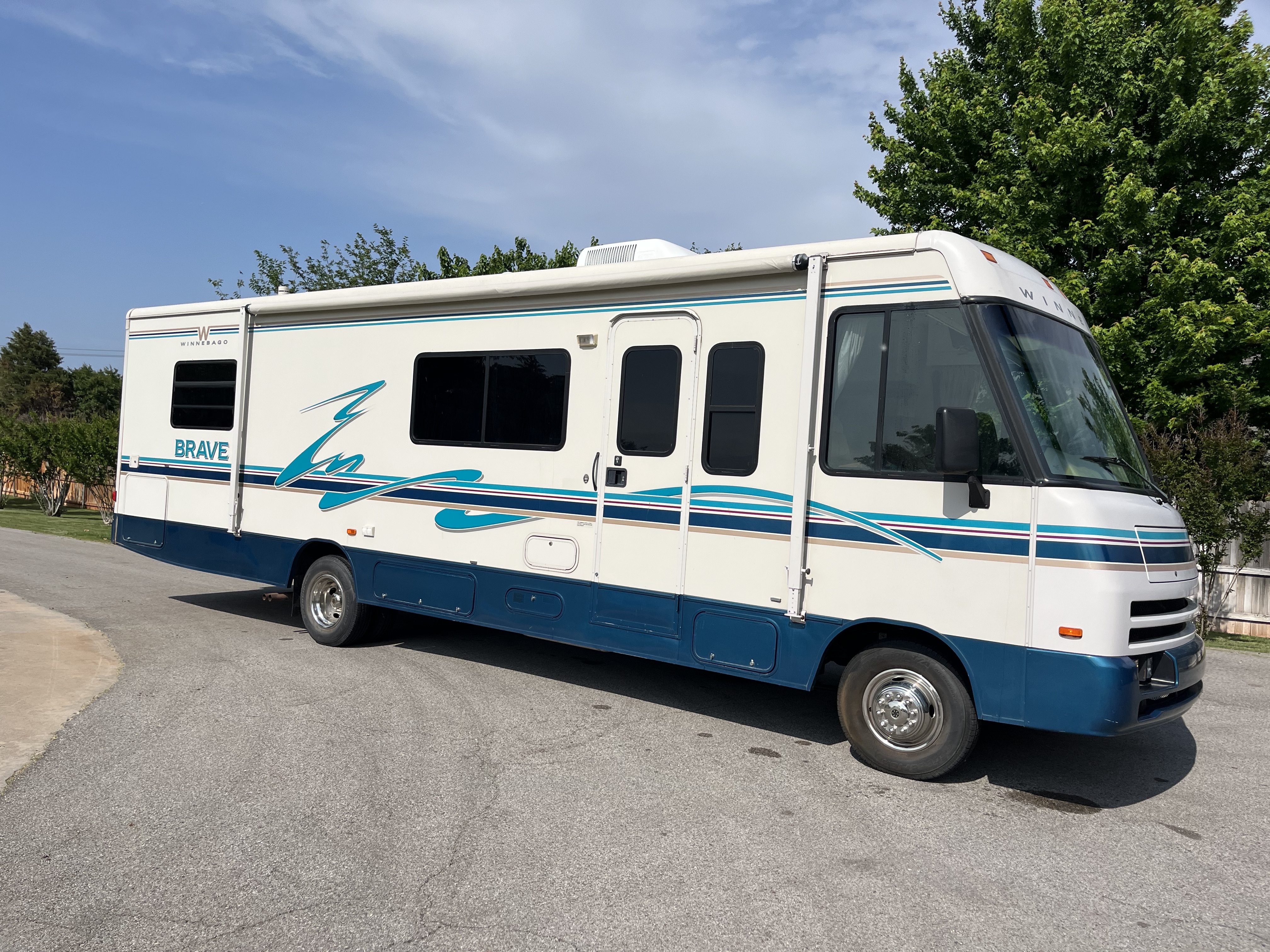 1996 Winnebago BRAVE 32RQ in edmond OK