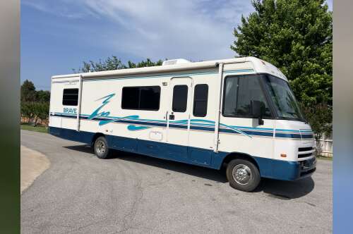 1996 Winnebago BRAVE 32RQ in edmond OK