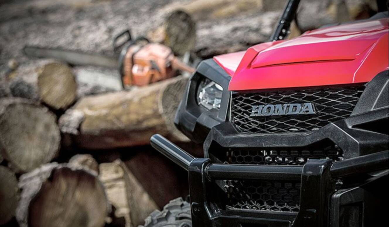 A photo of this 2018 Honda Pioneer 1000-5 Deluxe