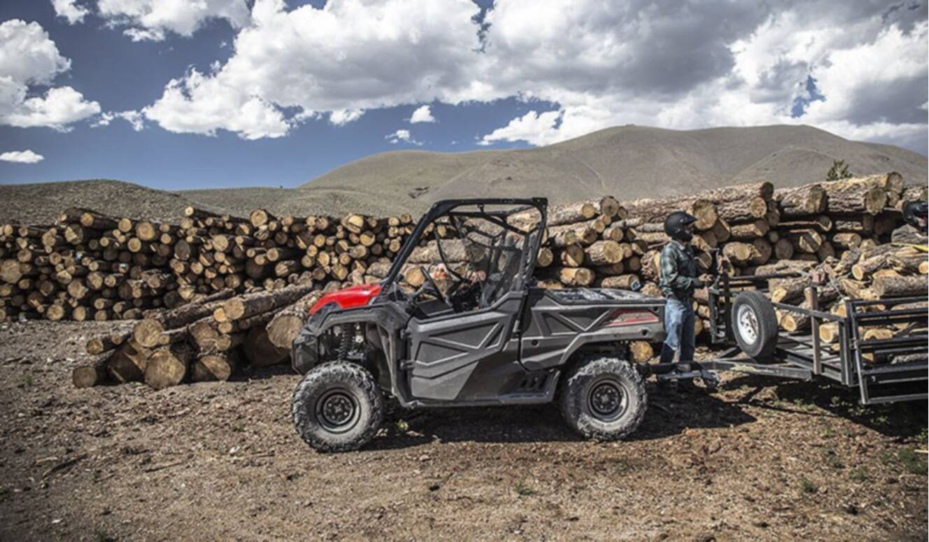 A photo of this 2018 Honda Pioneer 1000-5 Deluxe
