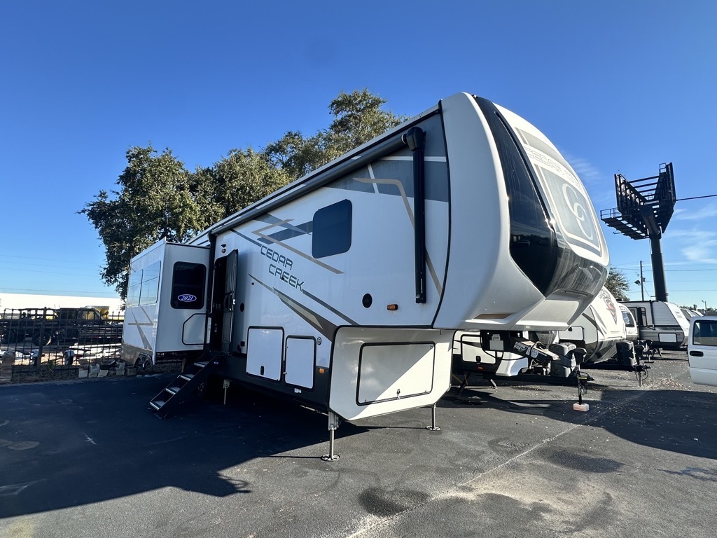 2021 Forest River Cedar Creek 311RL in clearwater FL