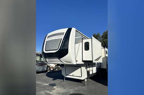 2021 Forest River Cedar Creek 311RL in clearwater FL