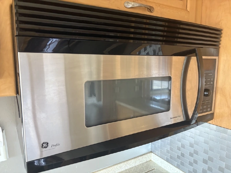 2003 NEWMAR DUTCHSTAR 4005