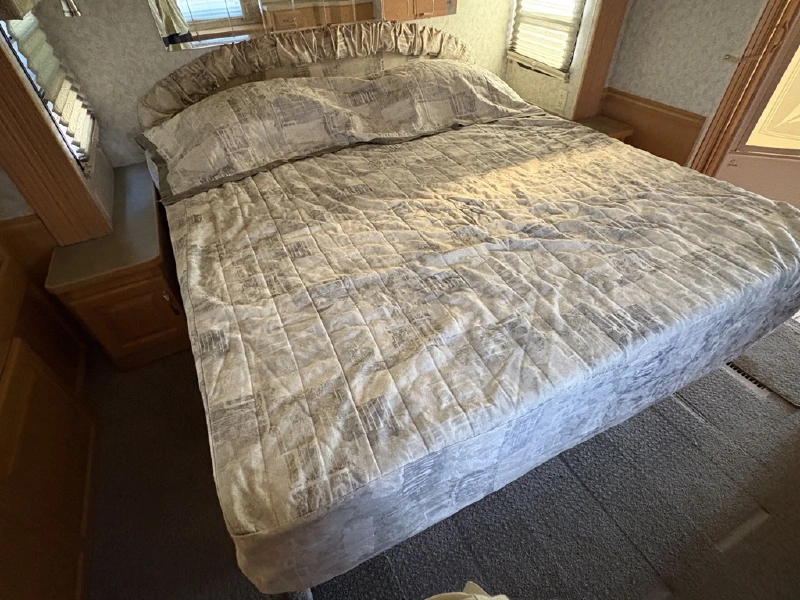 2003 NEWMAR DUTCHSTAR 4005
