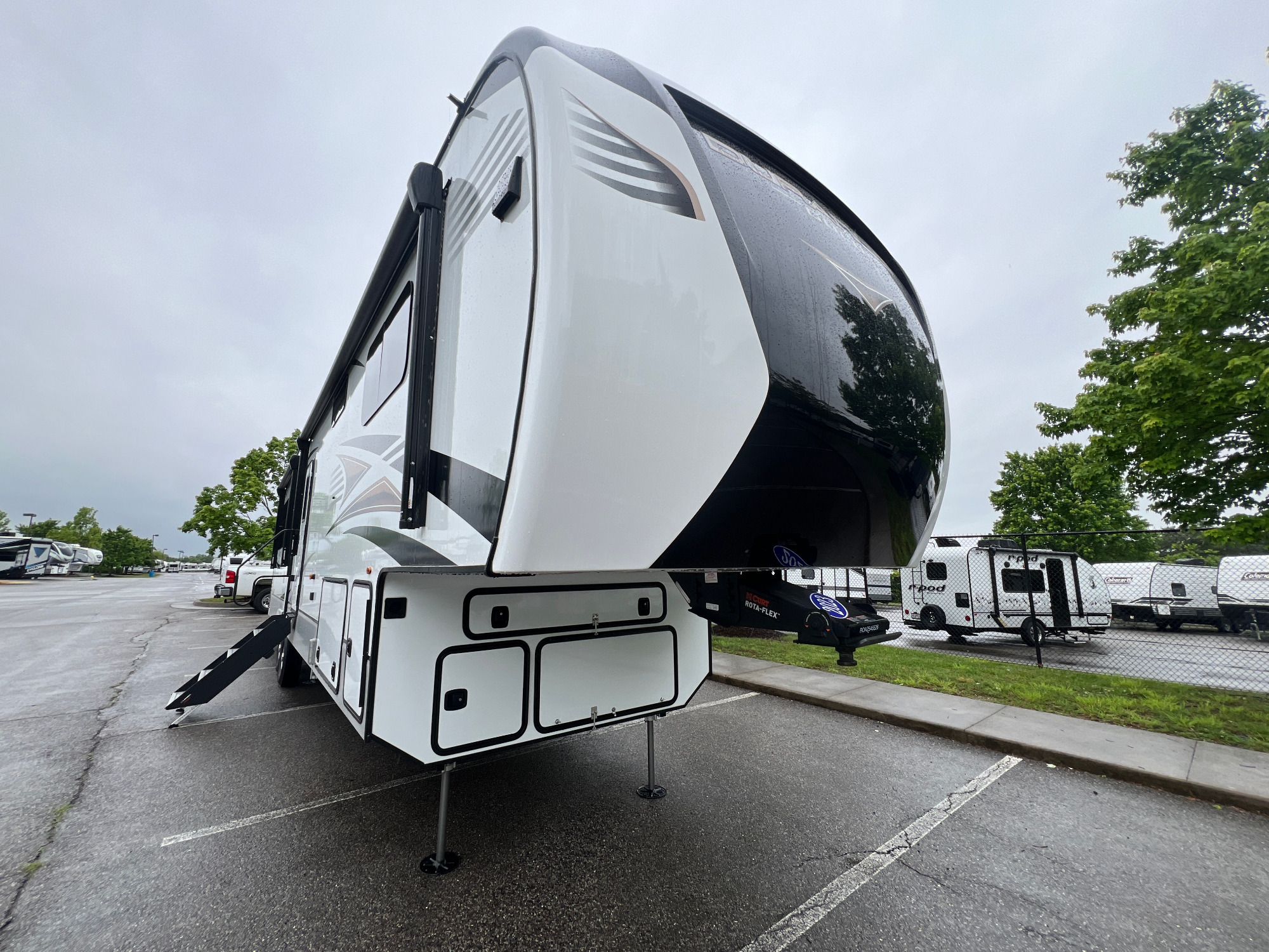 K-Z Durango Gold G382MBQ RVs For Sale - RV Trader