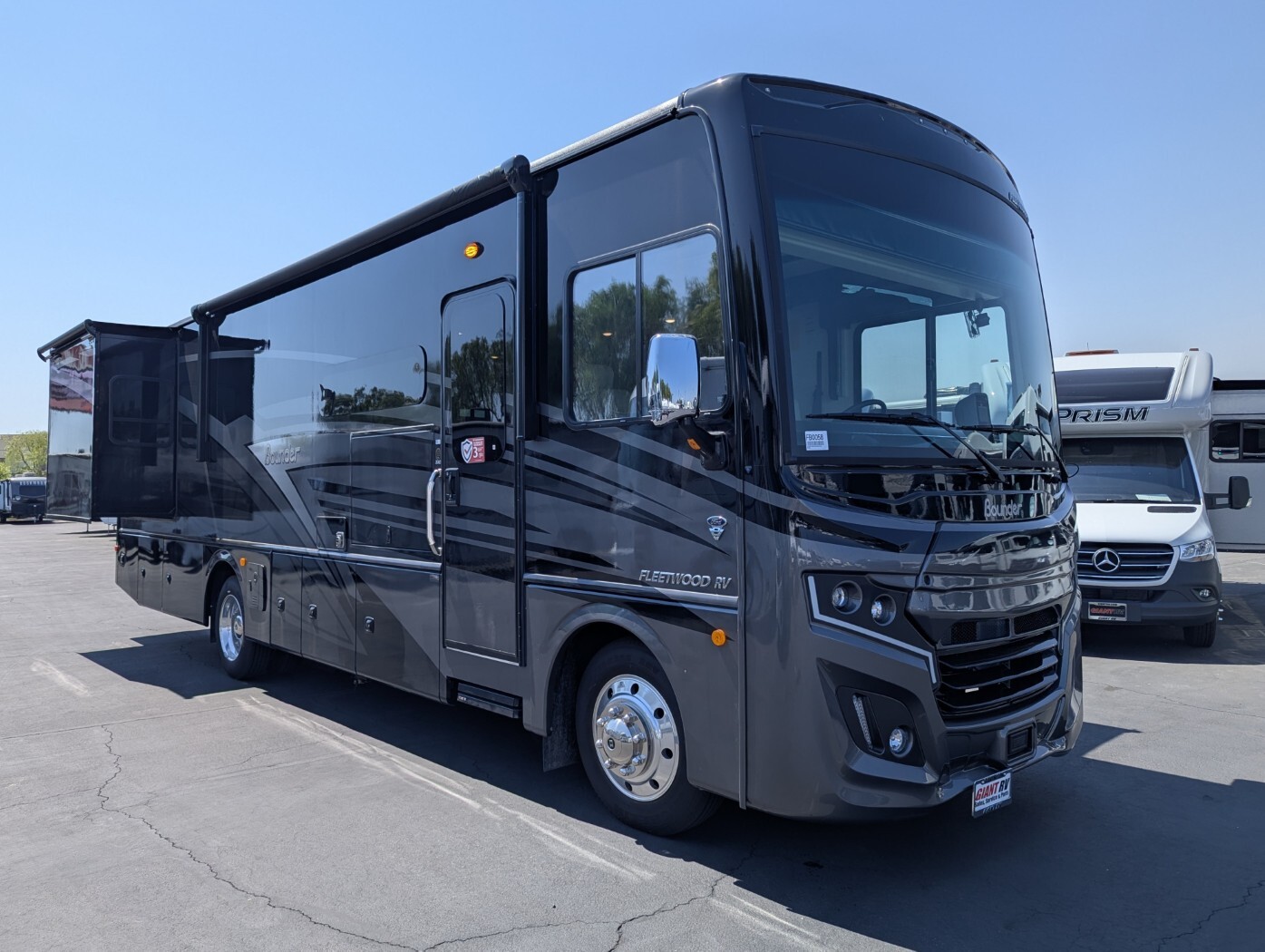 2026 Fleetwood Bounder 33C in murrieta CA