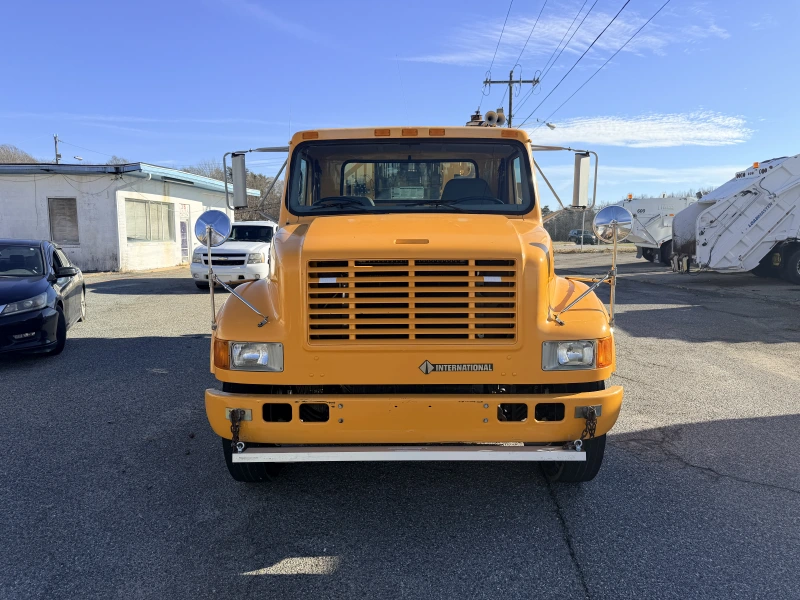 2001 INTERNATIONAL 4000