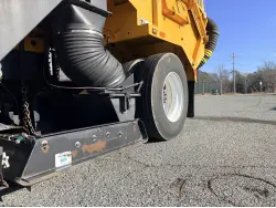 2001 INTERNATIONAL 4000