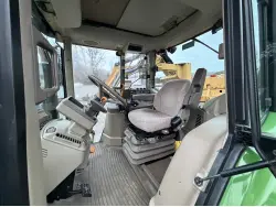 2015 JOHN DEERE 6115M