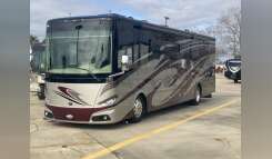 2017 Tiffin Motorhomes PHAETON 40 QBH RV