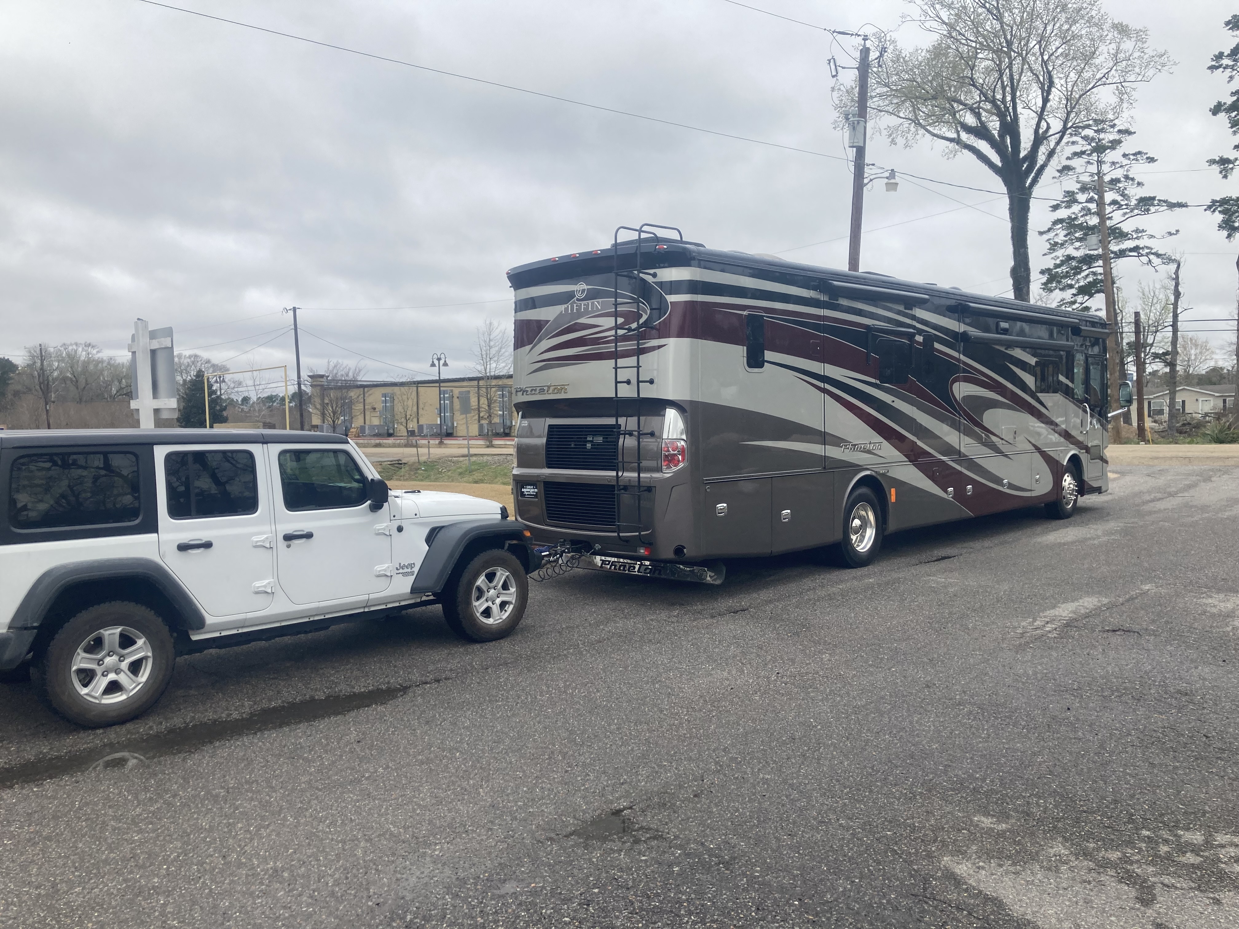 2017 Tiffin Motorhomes PHAETON 40 QBH in huntsville TX