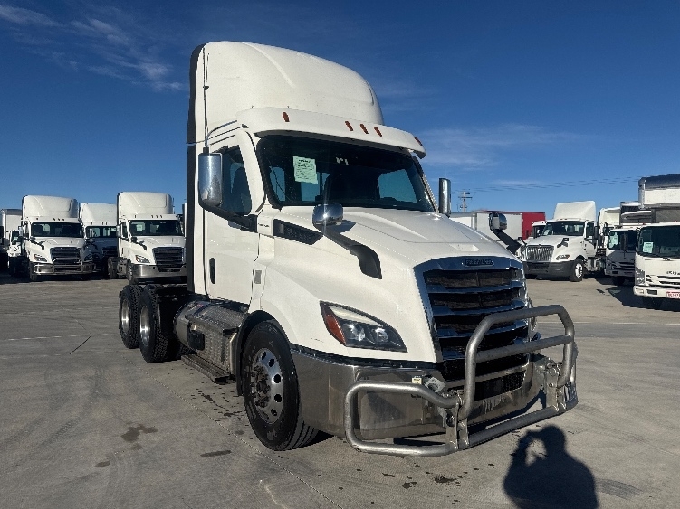 2021 FREIGHTLINER CASCADIA 116 in Aurora, CO