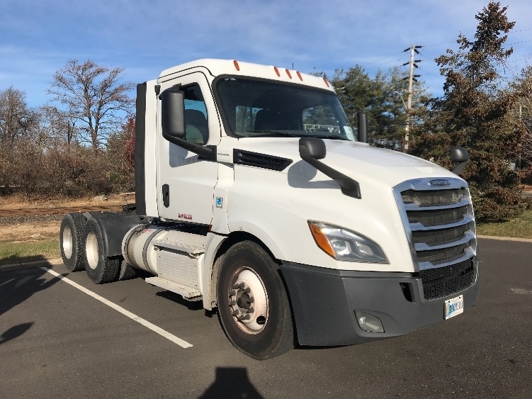 2019 FREIGHTLINER CASCADIA 126 in Bensalem, PA