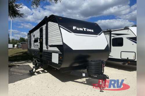 2026 Crossroads Rv Fun Time 265BH in rockford MI