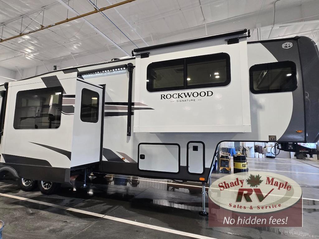 2026 Forest River Rv Rockwood Signature 402SFL in east earl PA